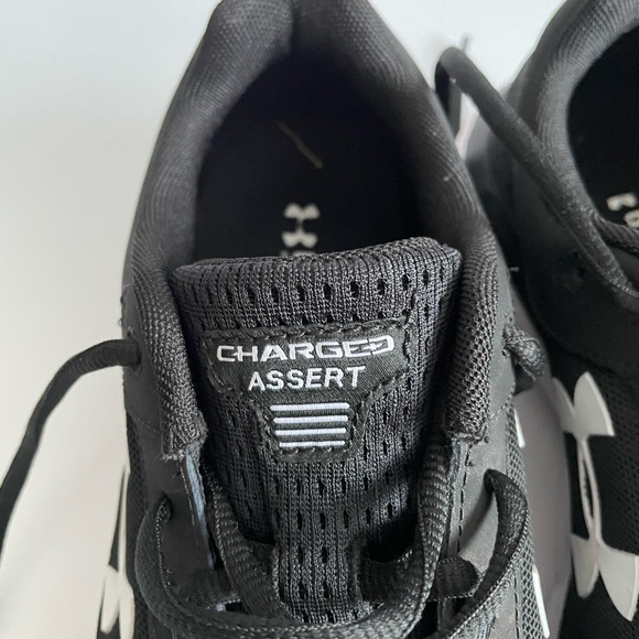Men’s Under Armour Charged Assert Shoes - Picture 5 of 8